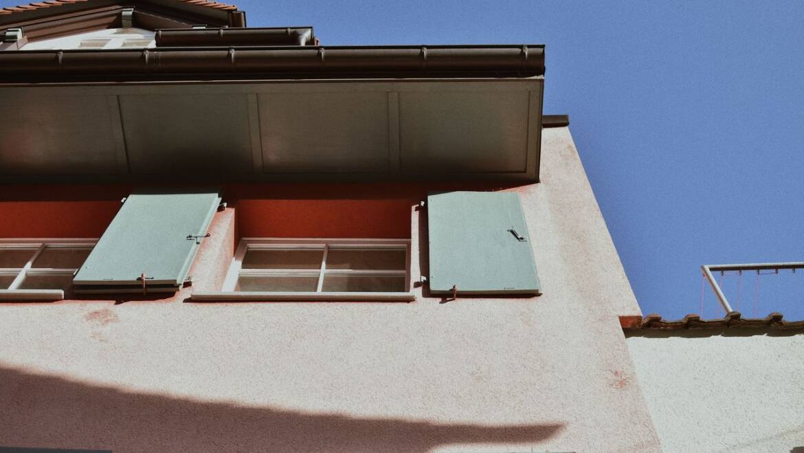 How Hard Is It to Clean Your Own Gutters? Is It Actually Dangerous?